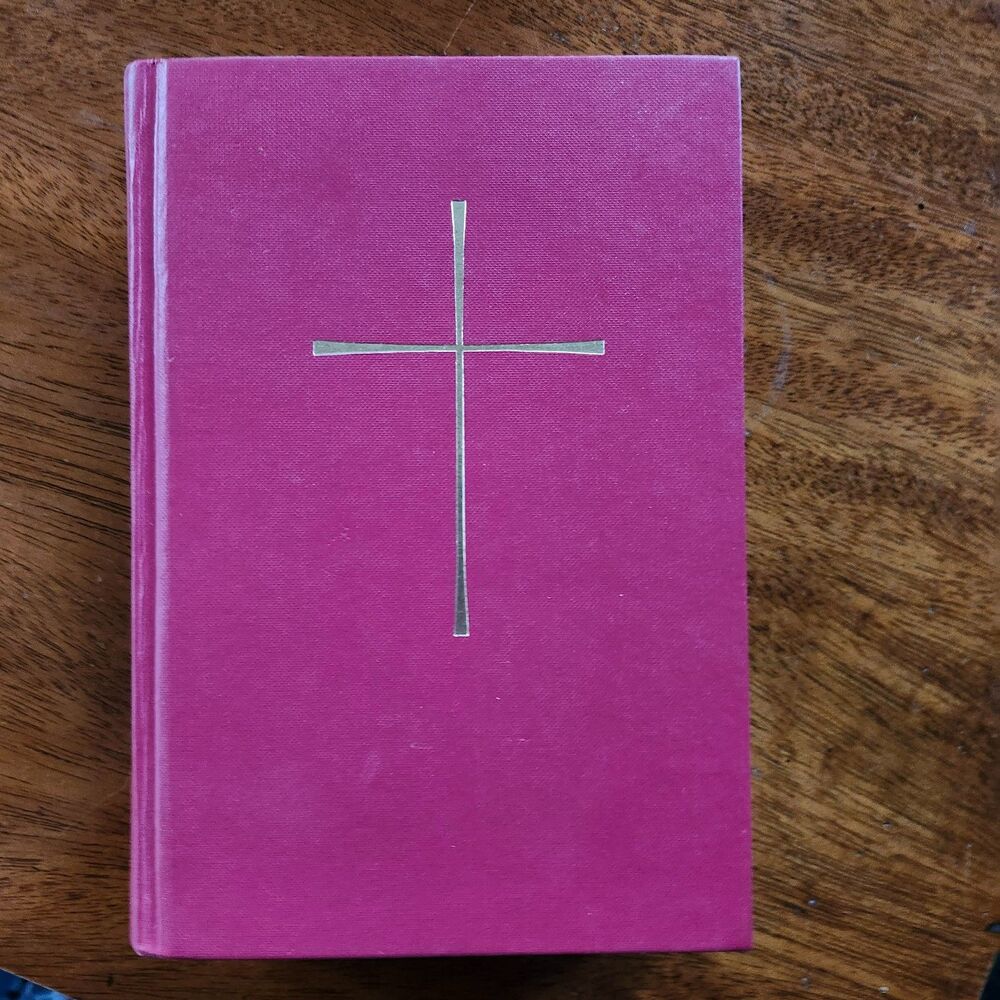 The Book of Common Prayer 1977 Episcopal Church Hardcover Red Gold Cross Vintage